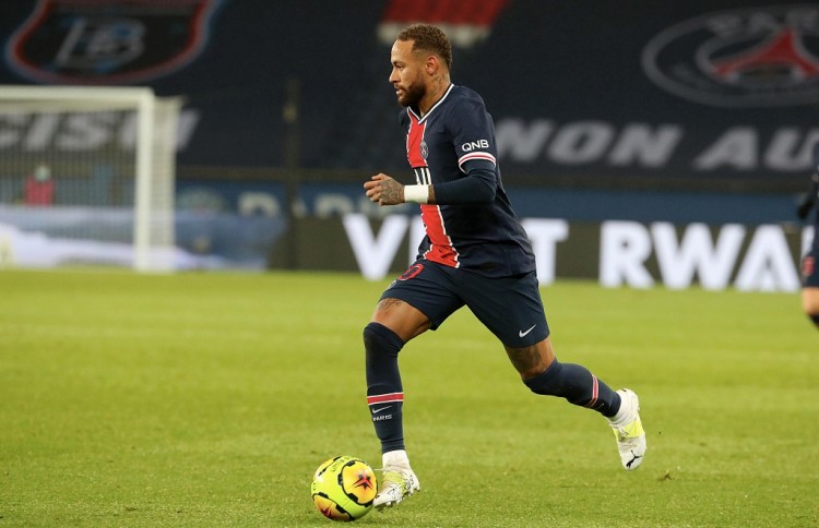 炸鱼来了，比朔夫戴帽、卡尔双响助德国U21队6-0大胜