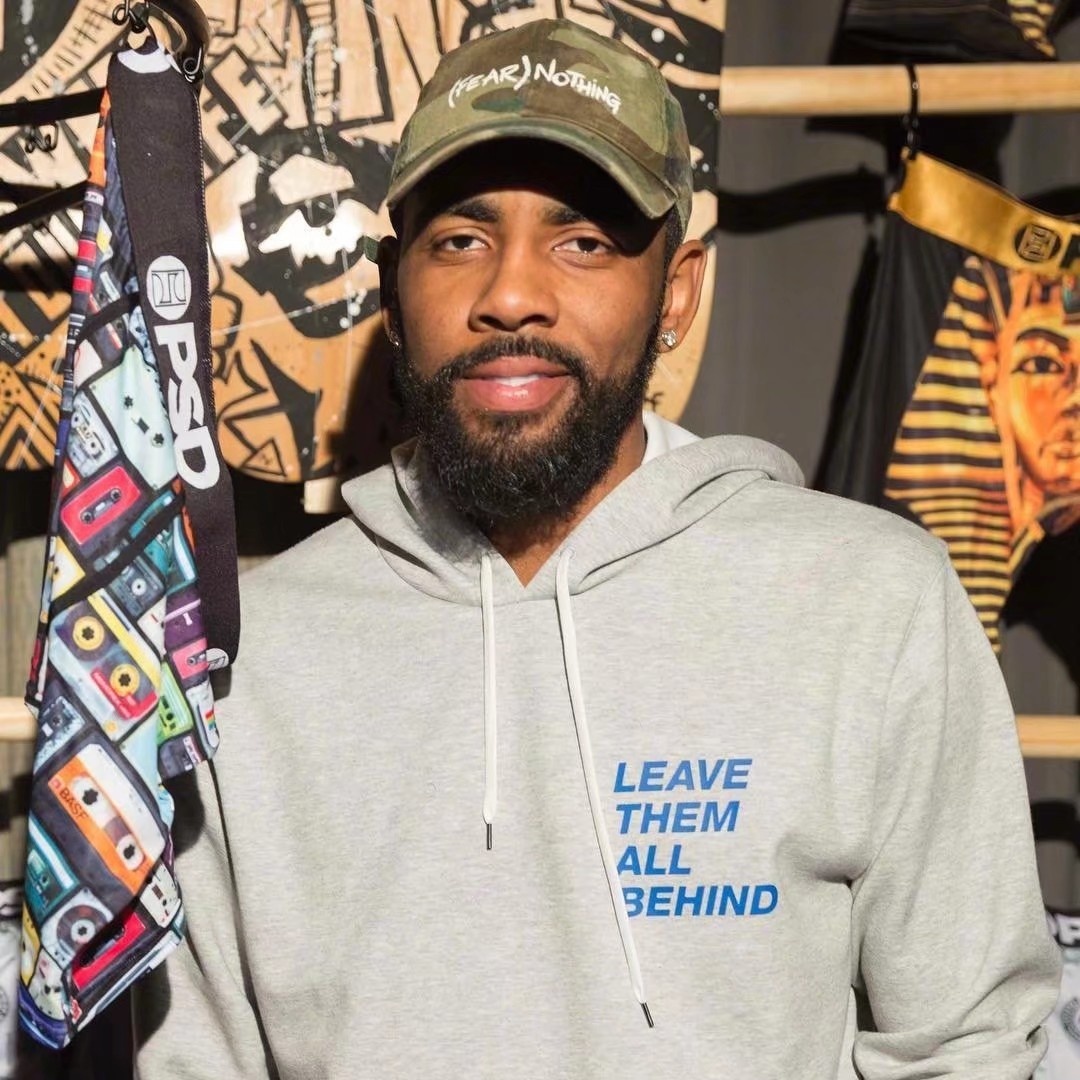 打满12分钟！怀特首节投篮10中5，得到12分2篮板2助攻（怀特首节打满12分钟，10投5中贡献12分2篮板2助攻）