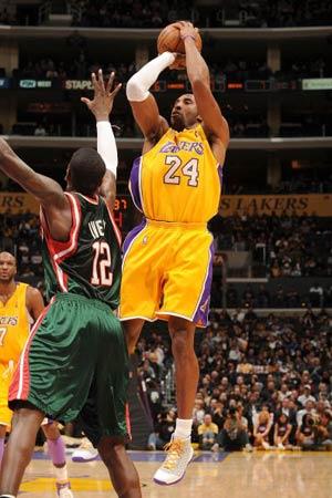 罗马诺：拉莫斯仍想参加世界杯，他愿意去意甲球队（罗马诺：拉莫斯仍渴望征战世界杯，乐意加盟意甲）